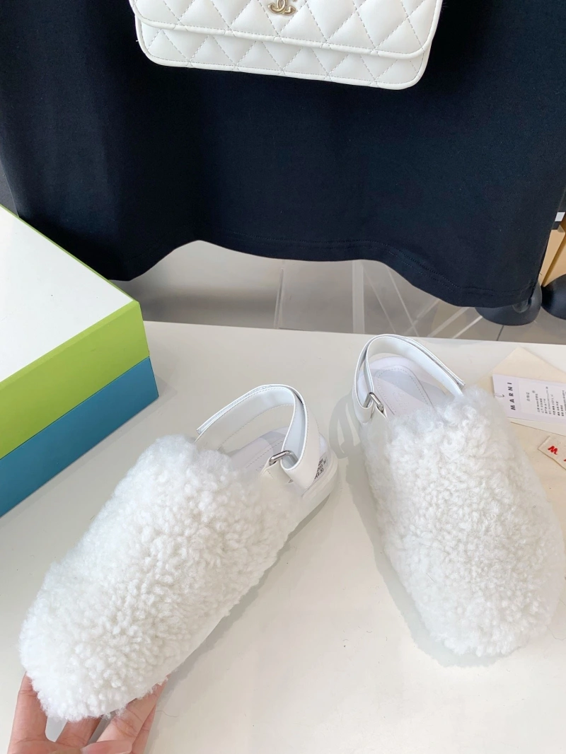 Unique Othxr Slippers 215629