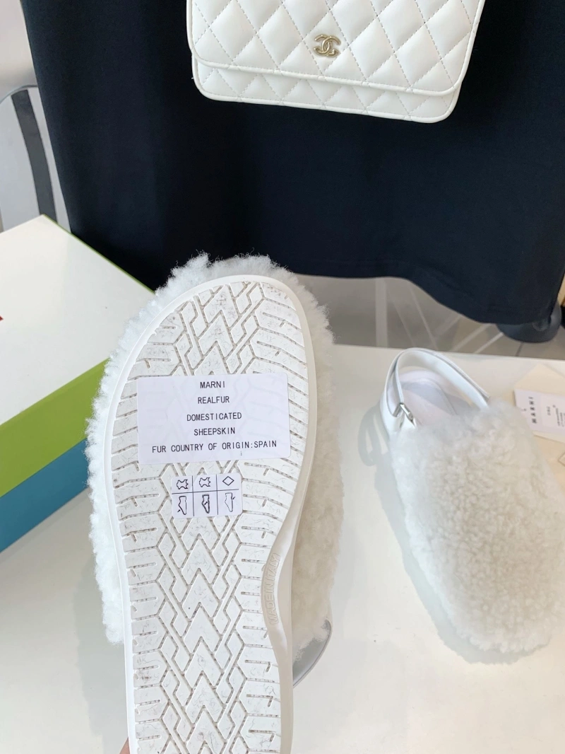 Unique Othxr Slippers 215629