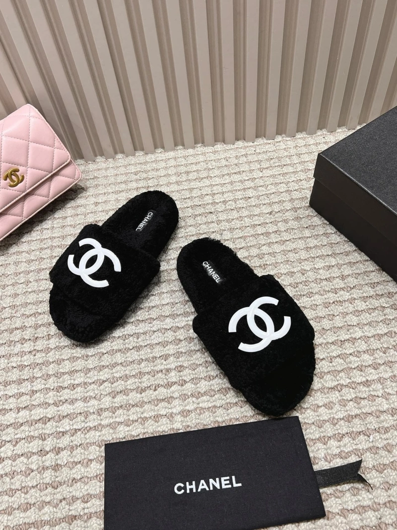 Efficient Chxnxl Slippers 127077