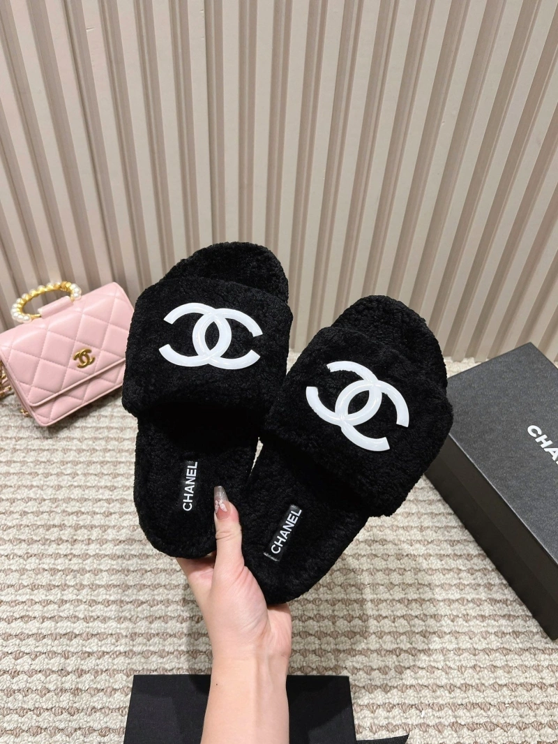 Efficient Chxnxl Slippers 127077