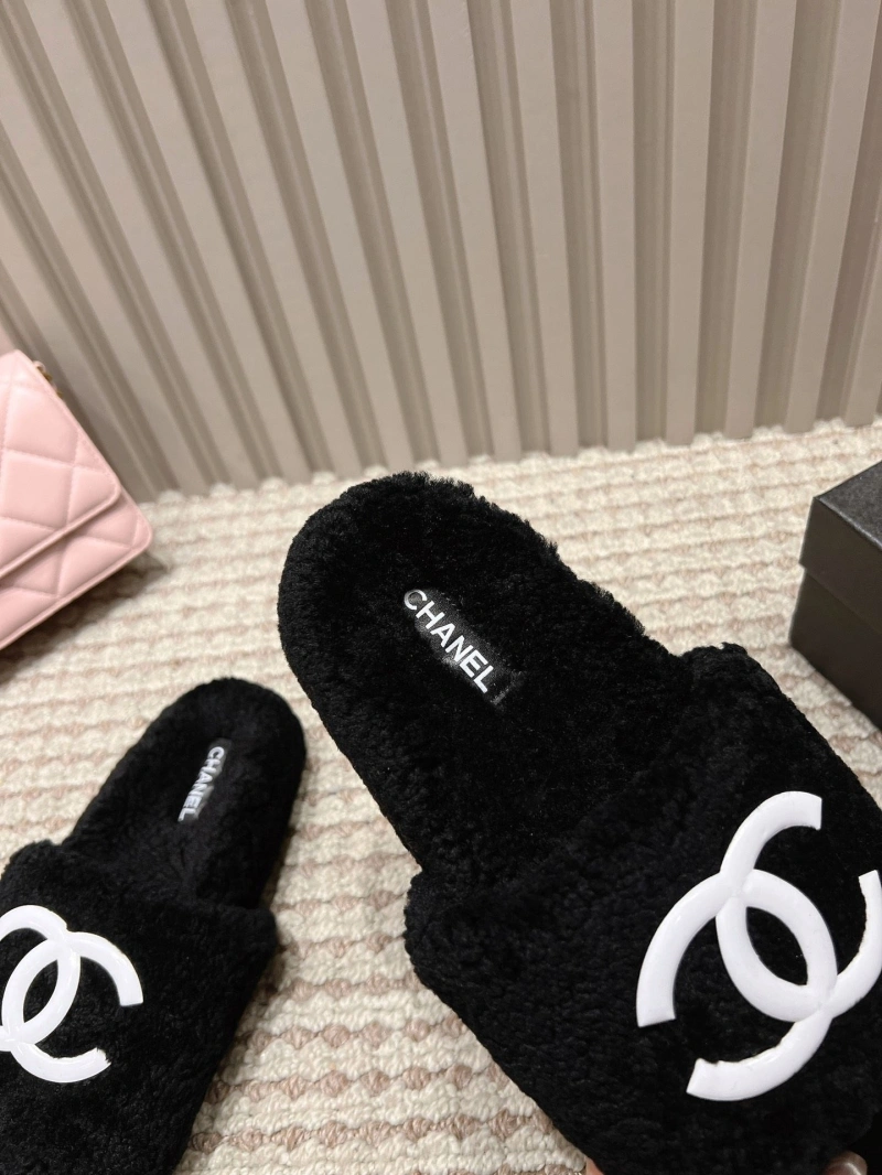Efficient Chxnxl Slippers 127077