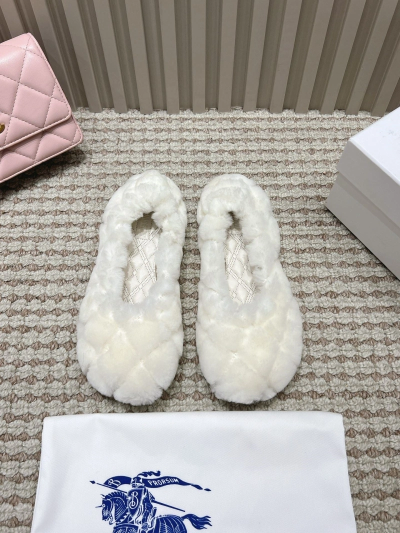 GoAnywhere Bxrbxrry Flat Shoes 115225