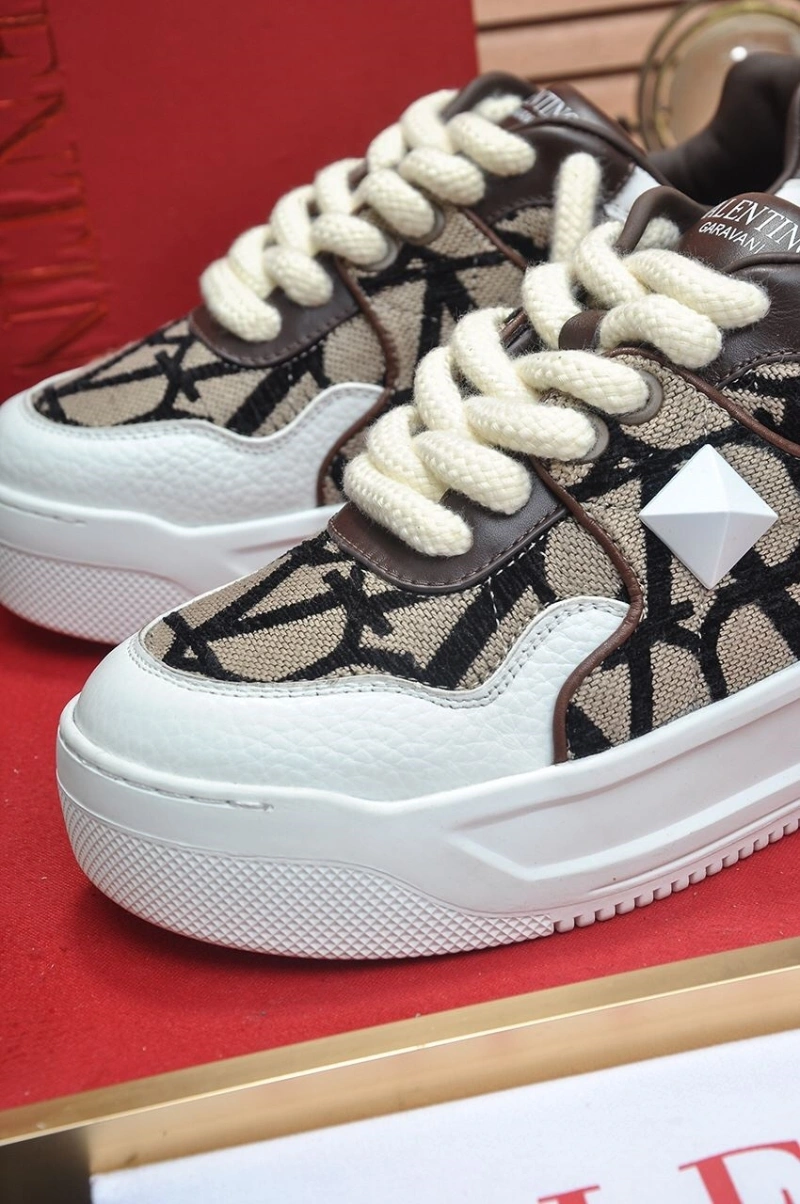 Comfortable Vxlxntino Sneakers 233139