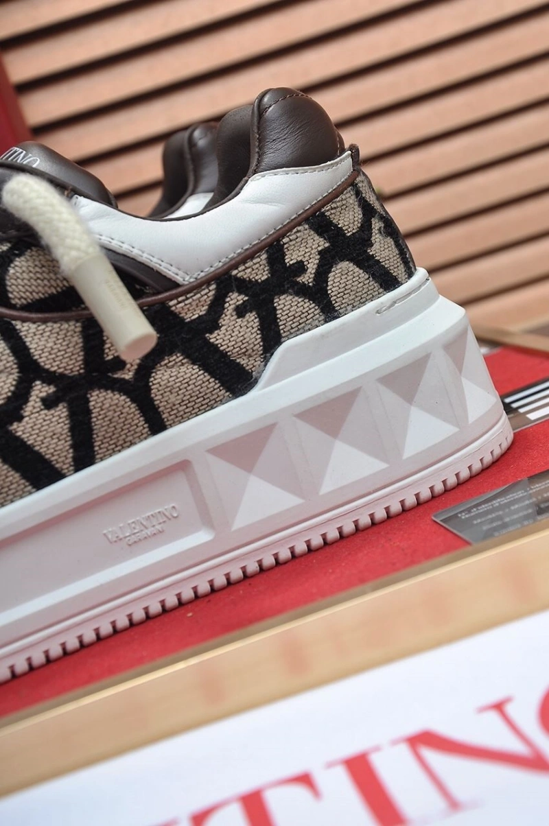 Comfortable Vxlxntino Sneakers 233139