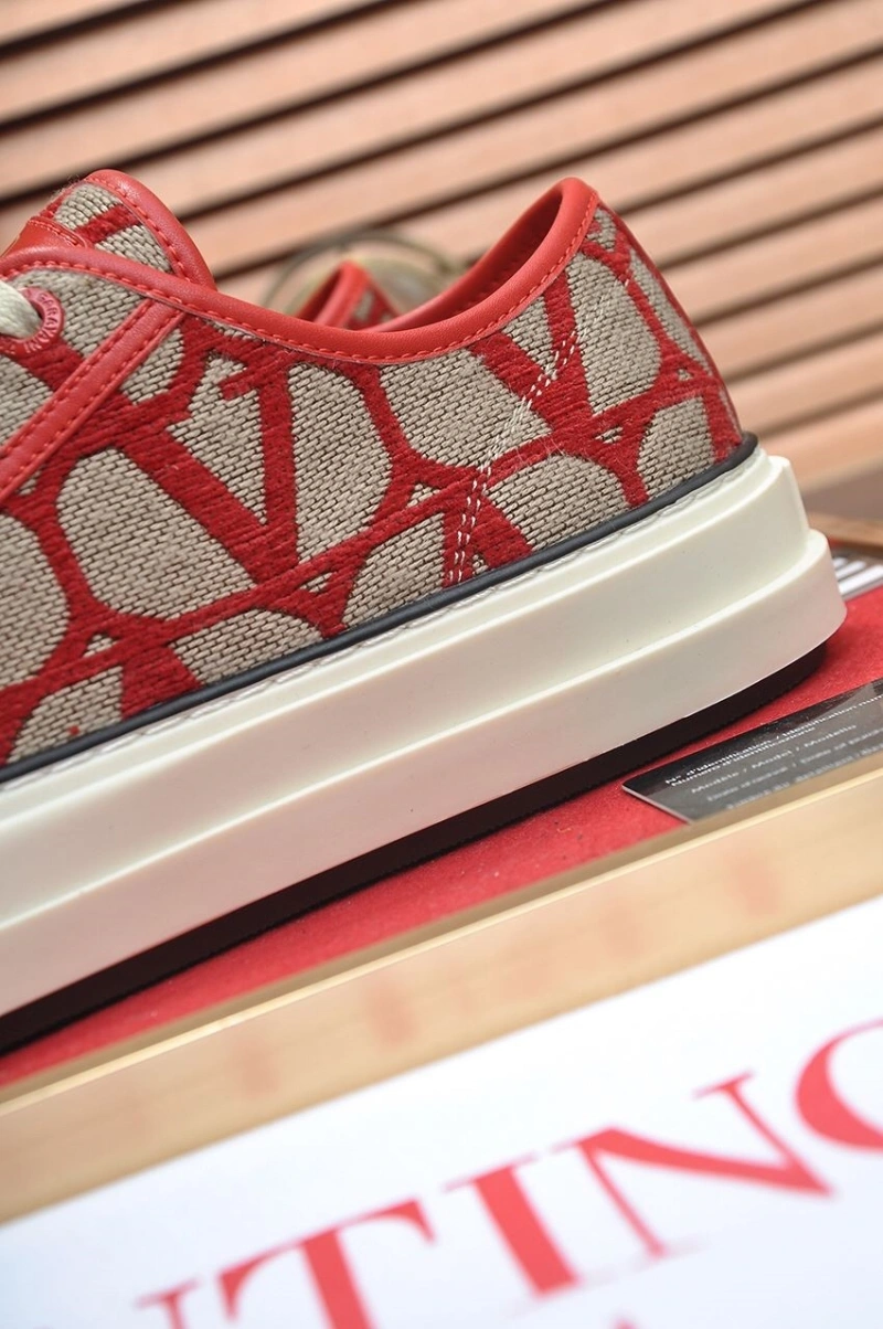 NewStyle Vxlxntino Sneakers 233140