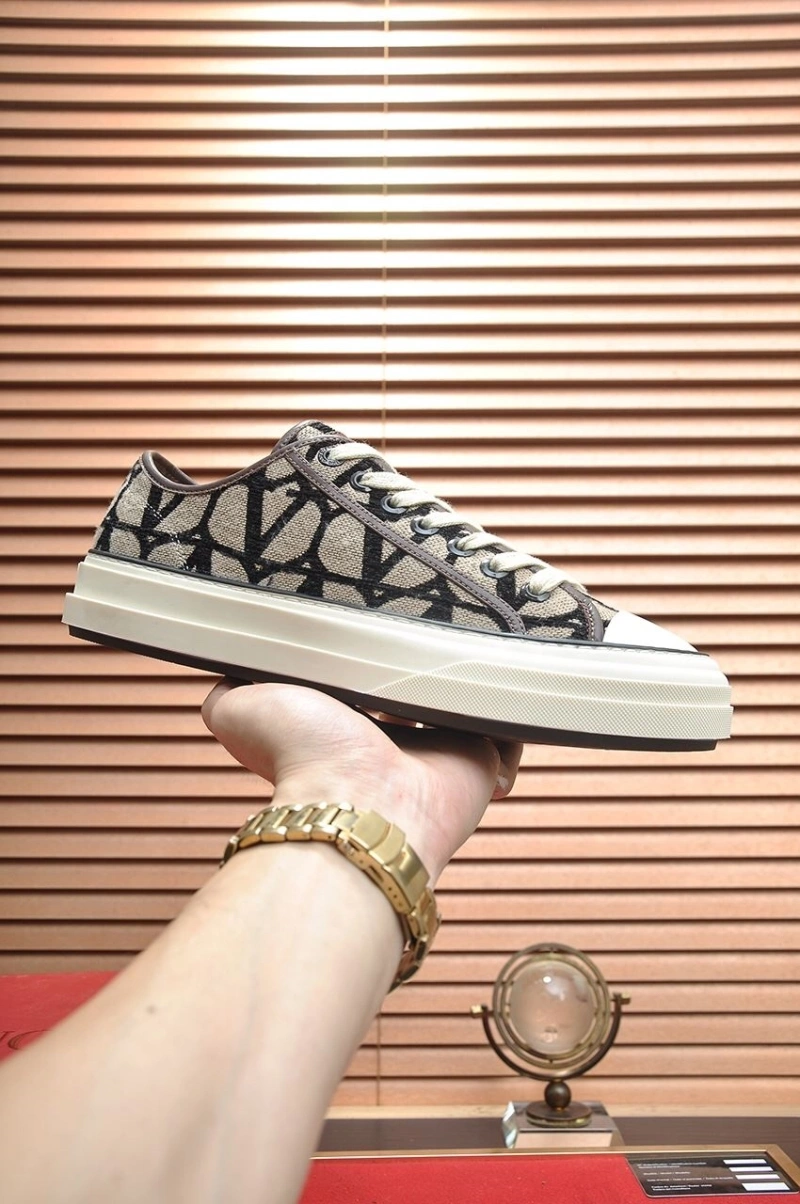Soft Vxlxntino Sneakers 233130