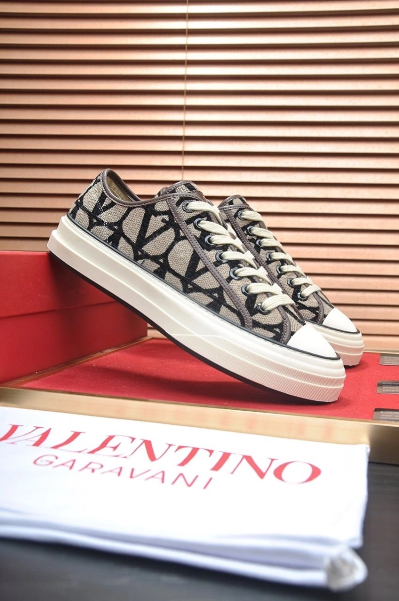 Soft Vxlxntino Sneakers 233130