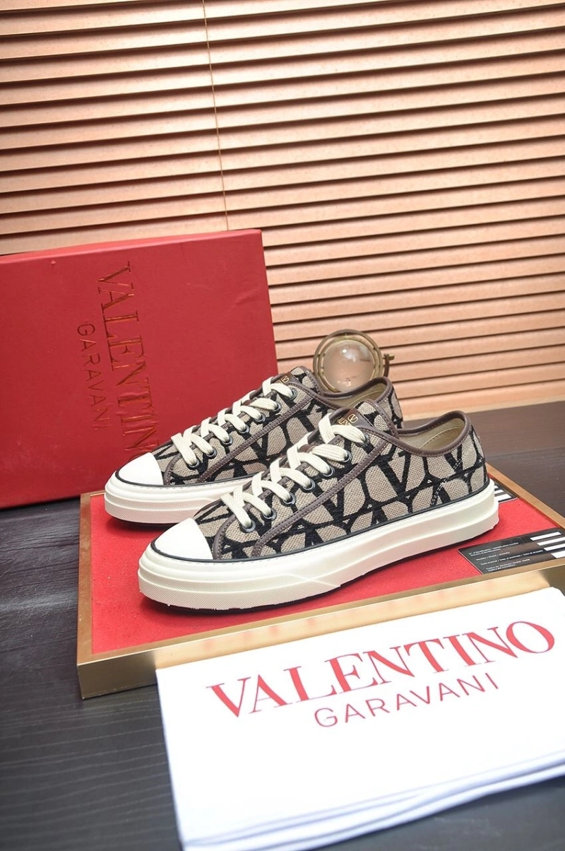 Soft Vxlxntino Sneakers 233130