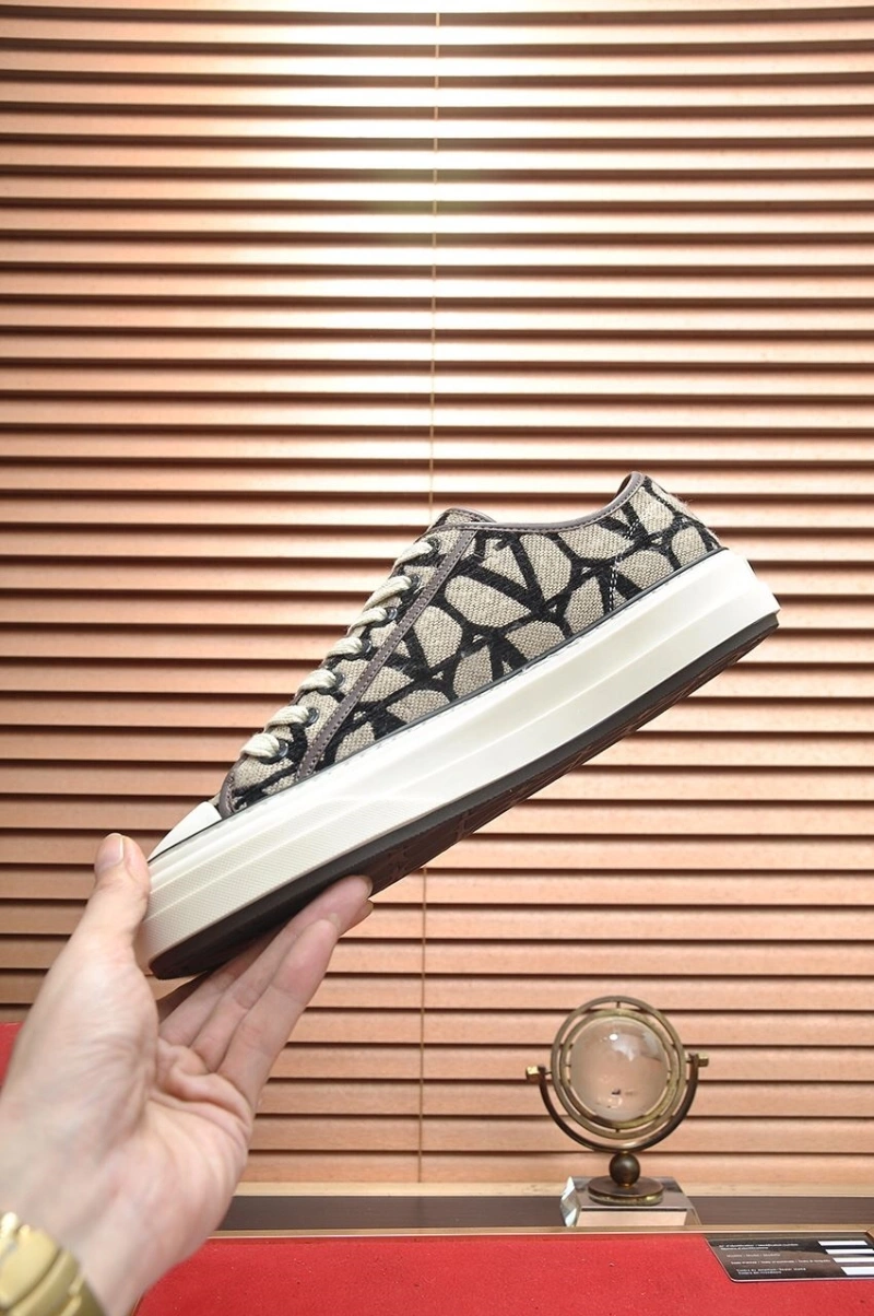Soft Vxlxntino Sneakers 233130