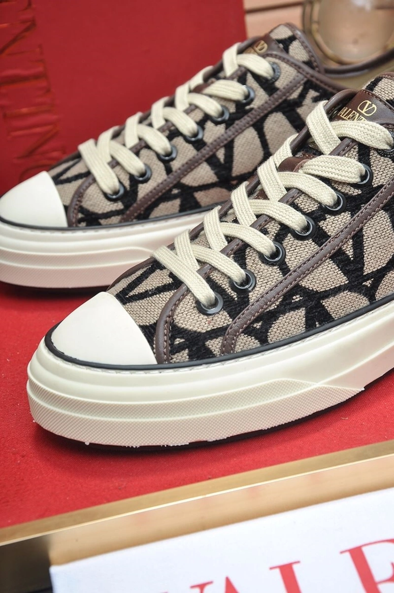 Soft Vxlxntino Sneakers 233130