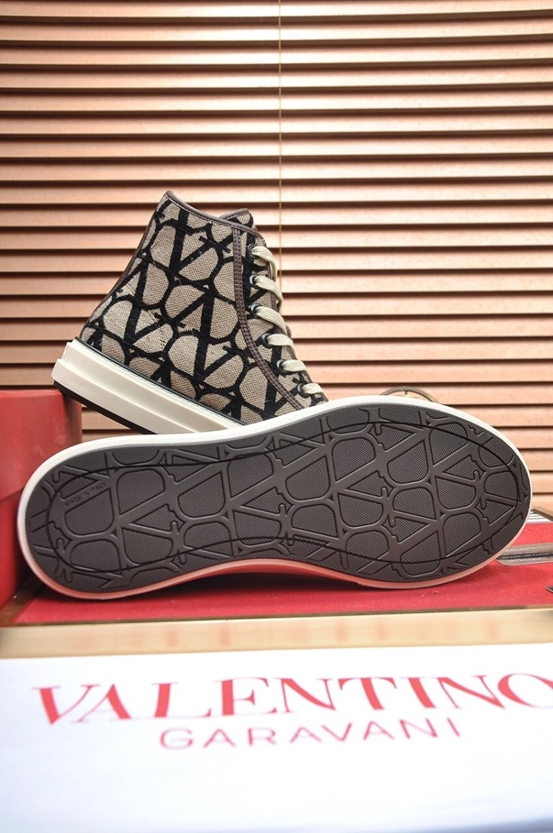Stylish Vxlxntino Sneakers 233131