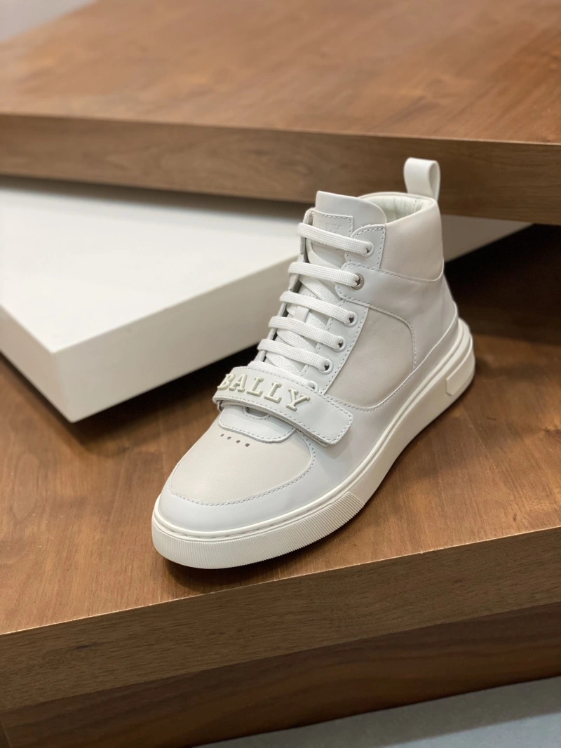 Fashionable Bxrbxrry Sneakers 115572