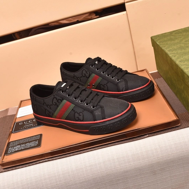 Vibrant Gxccx Sneakers 166407