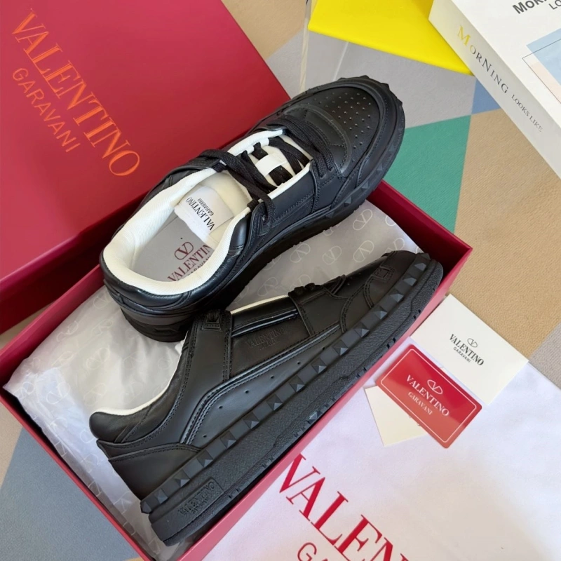 Sleek Vxlxntino Sneakers 233128