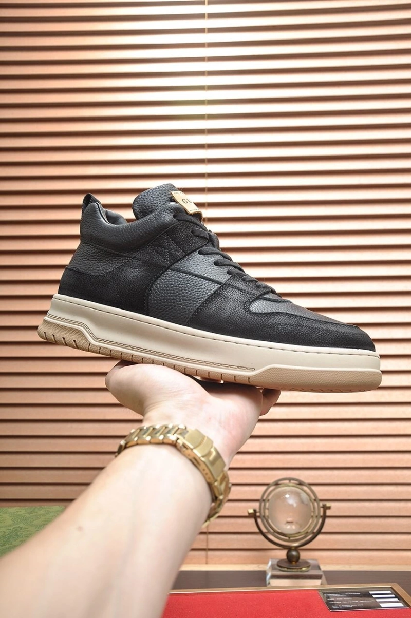 HighQuality Gxccx Sneakers 166400
