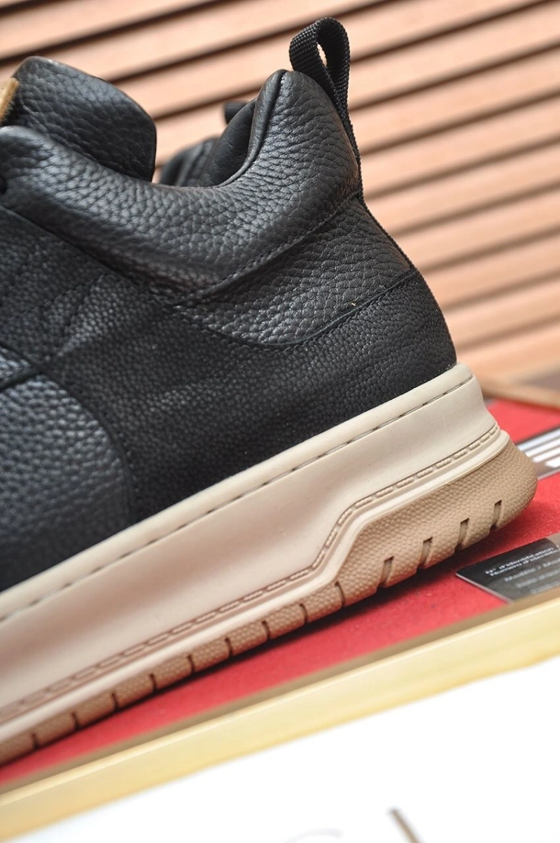 HighQuality Gxccx Sneakers 166400