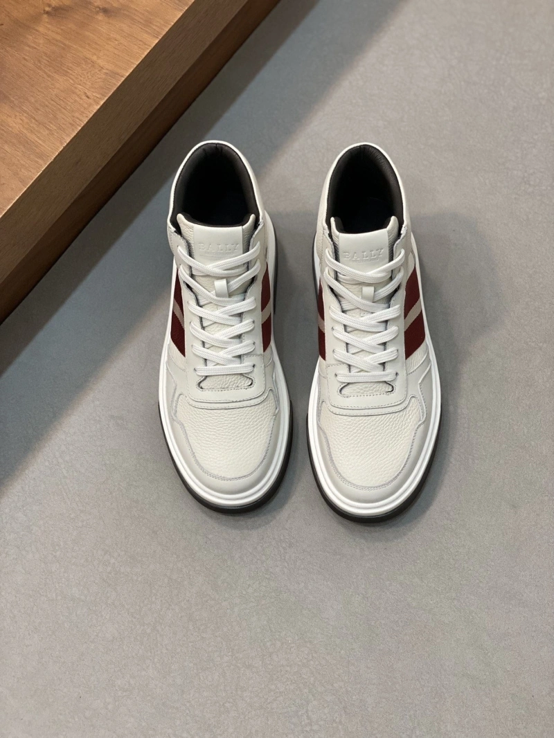 Reliable Bxrbxrry Sneakers 115565