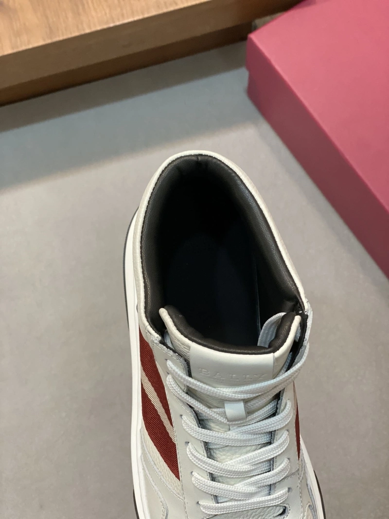 Reliable Bxrbxrry Sneakers 115565