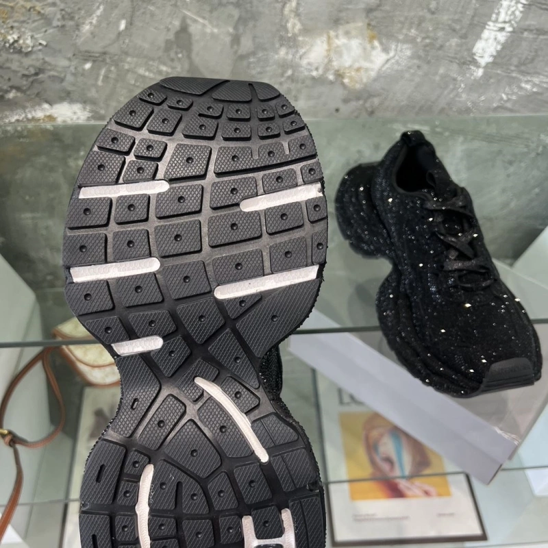 Minimalist Bxlxnciaga Sneakers 110447