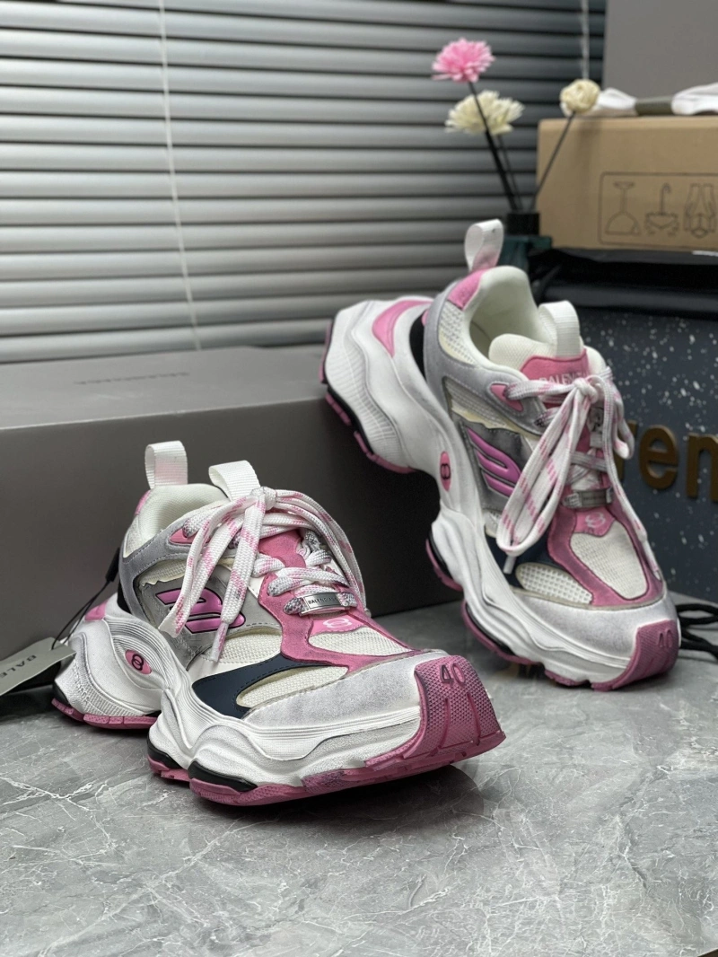 Bxlxnciaga Sneakers GoAnywhere 110445