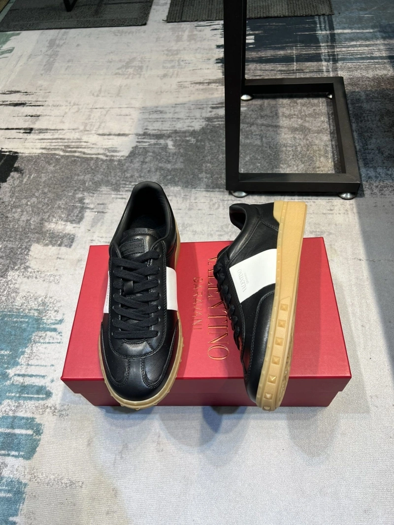 Comfortable Vxlxntino Sneakers 233122