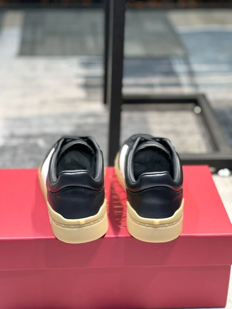 Comfortable Vxlxntino Sneakers 233122