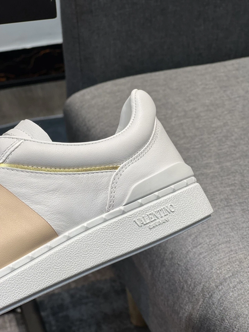 Practical Vxlxntino Sneakers 233118