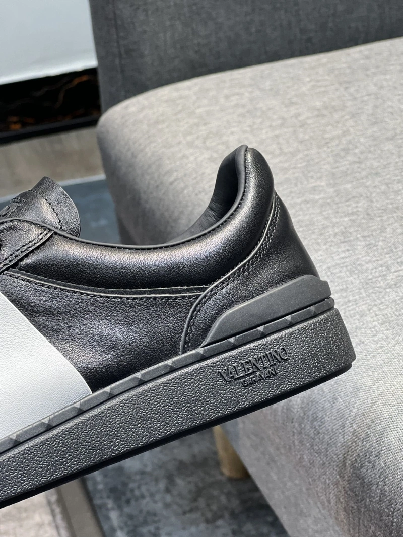 Functional Vxlxntino Sneakers 233120