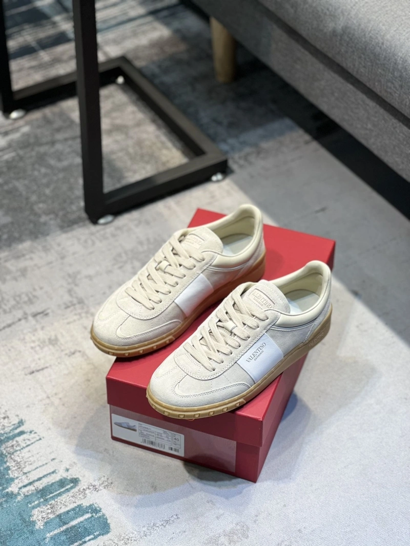 Elegant Vxlxntino Sneakers 233115