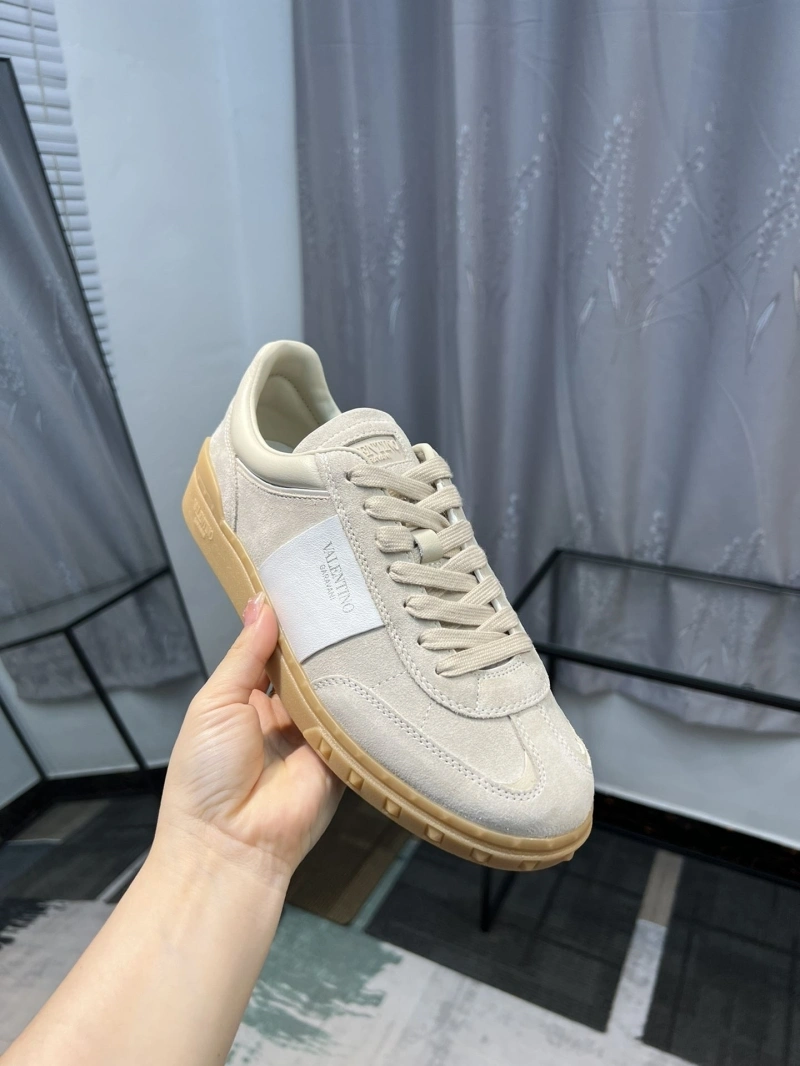 Elegant Vxlxntino Sneakers 233115