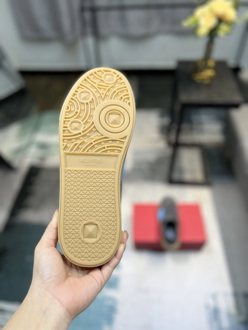 Flexible Vxlxntino Sneakers 233112