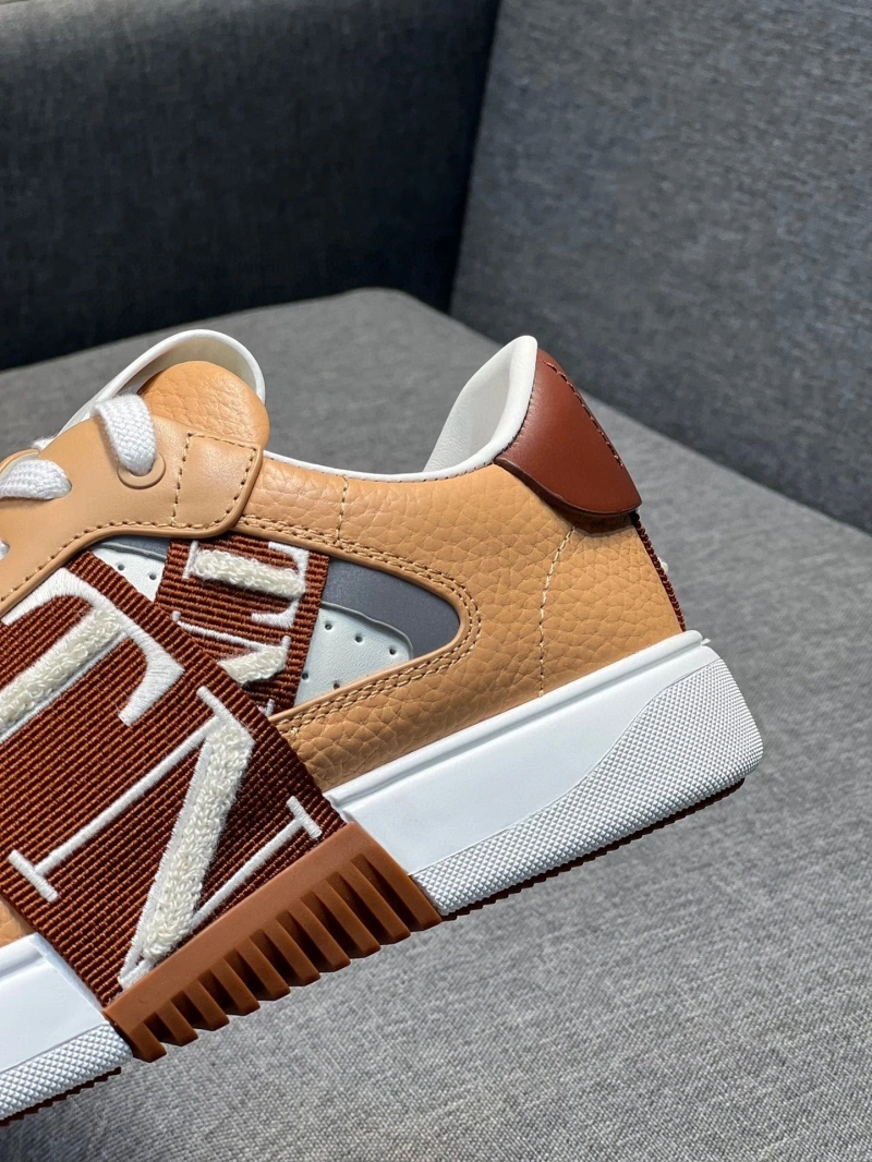 DailyWear Vxlxntino Sneakers 233113