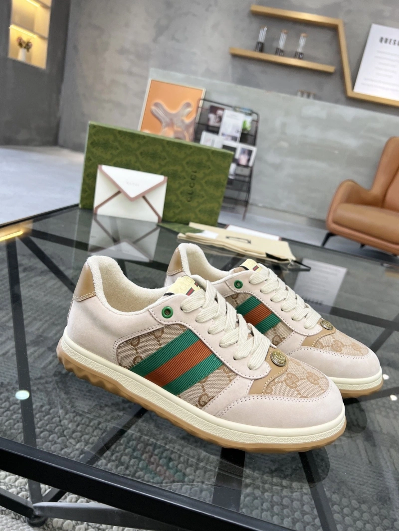 Versatile Gxccx Sneakers 166386