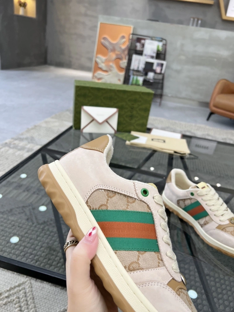 Versatile Gxccx Sneakers 166386