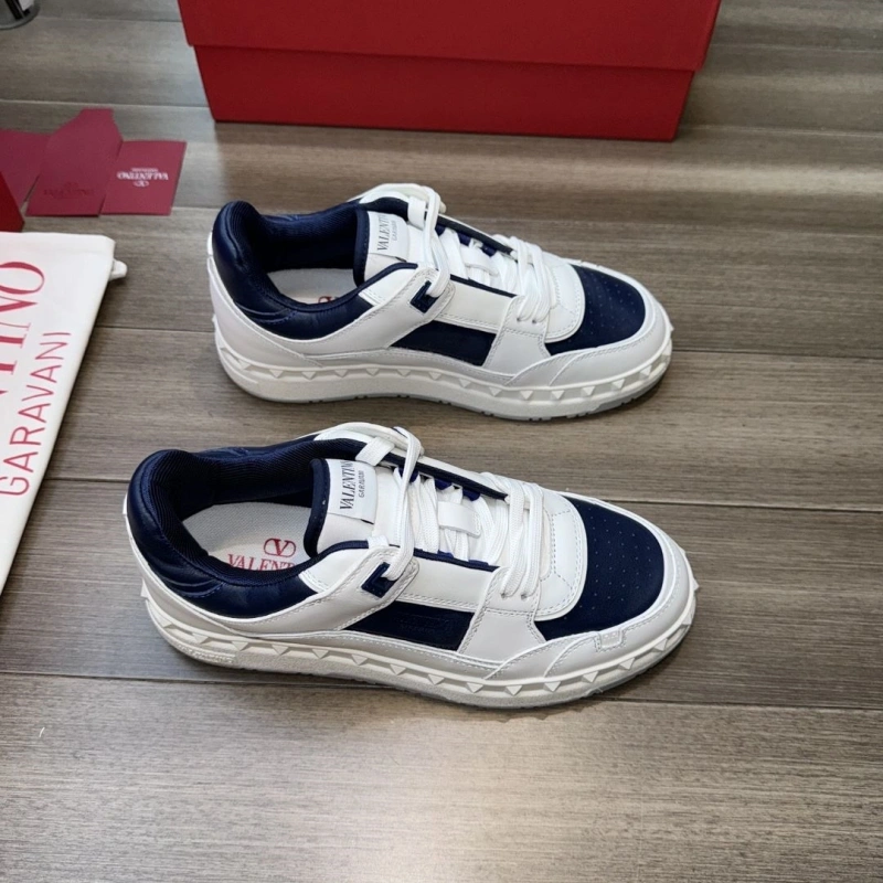 Soft Vxlxntino Sneakers 233106