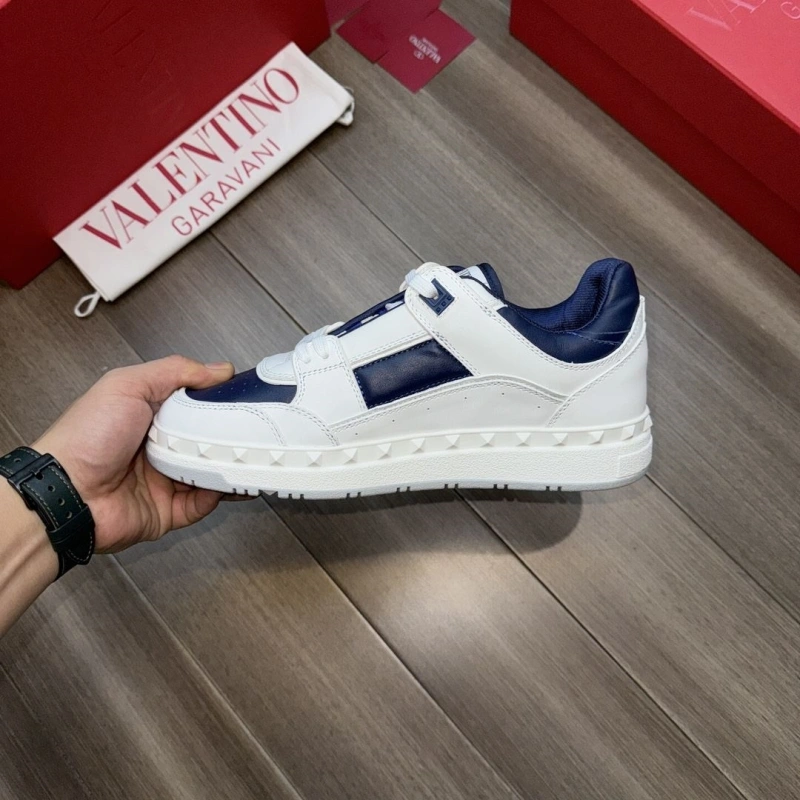 Soft Vxlxntino Sneakers 233106