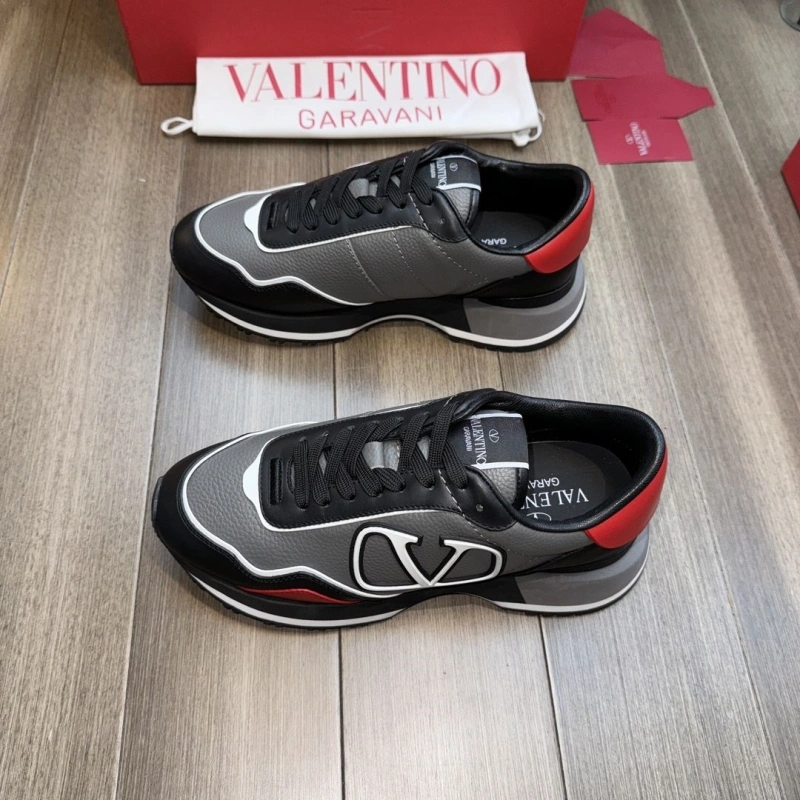 Classic Vxlxntino Sneakers 233096