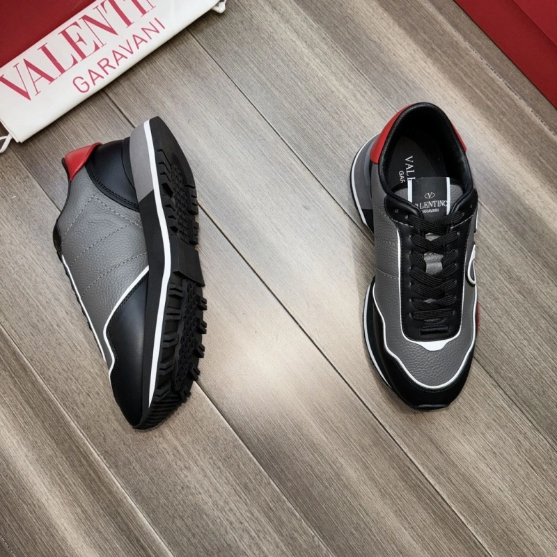 Classic Vxlxntino Sneakers 233096