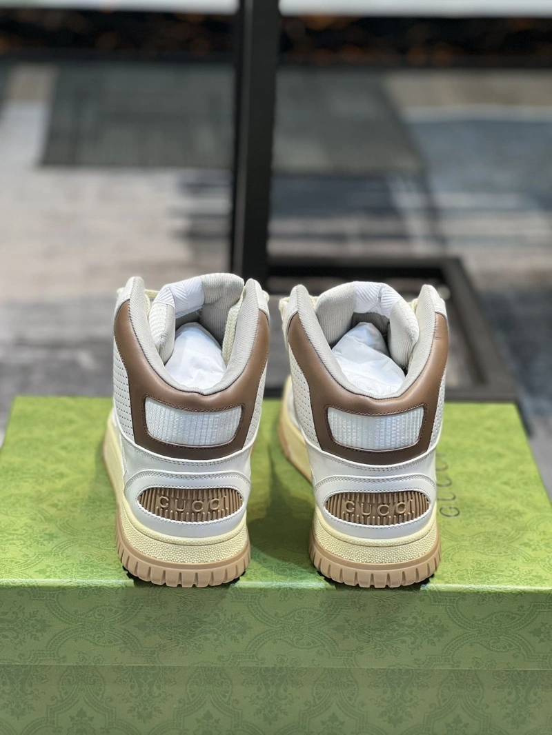 Trendsetting Gxccx Sneakers 166370