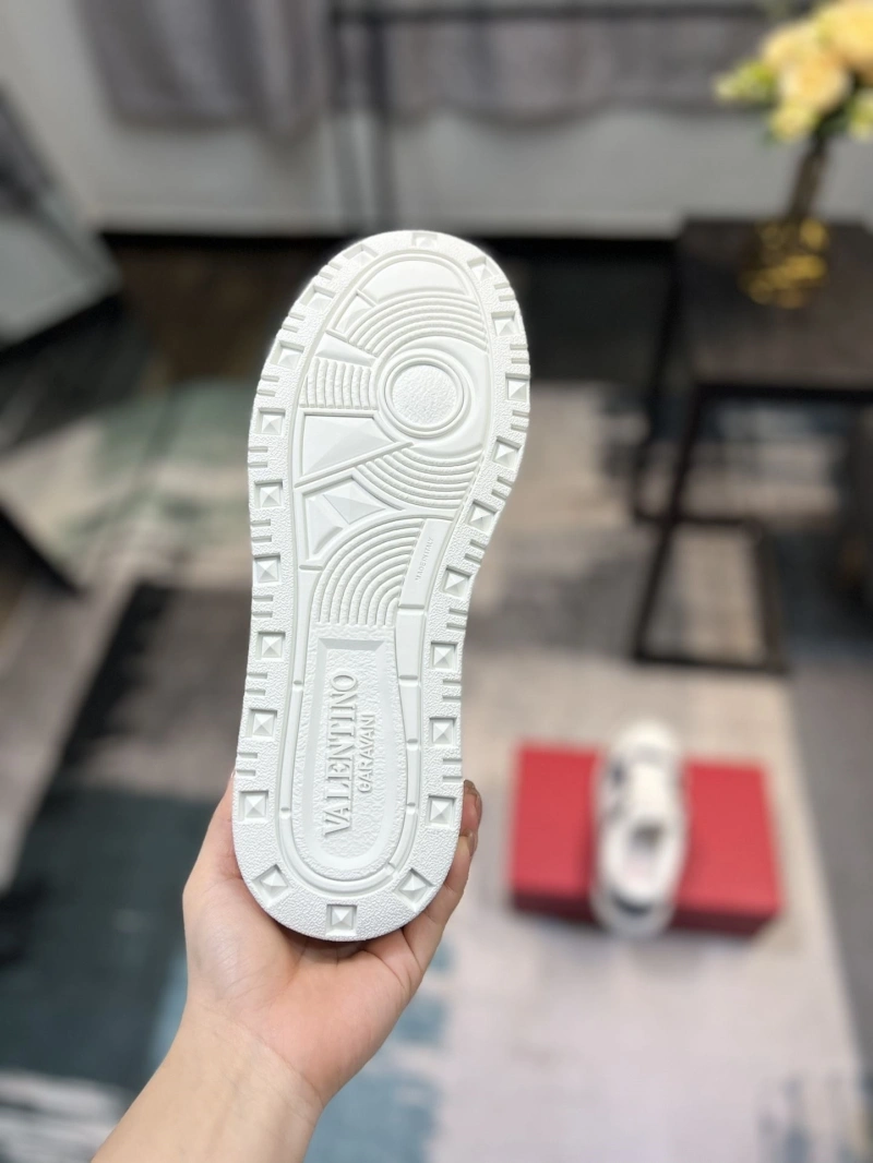 Refined Vxlxntino Sneakers 233081