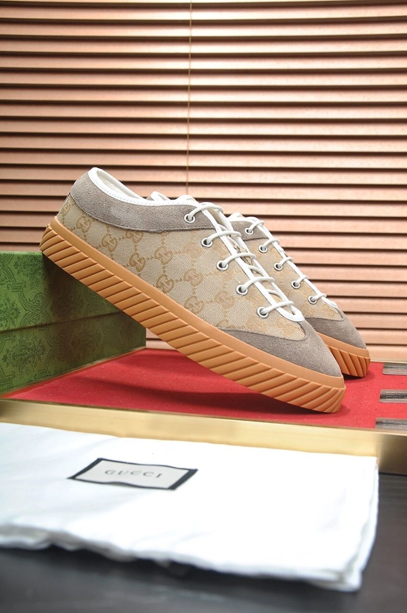 HighQuality Gxccx Sneakers 166359