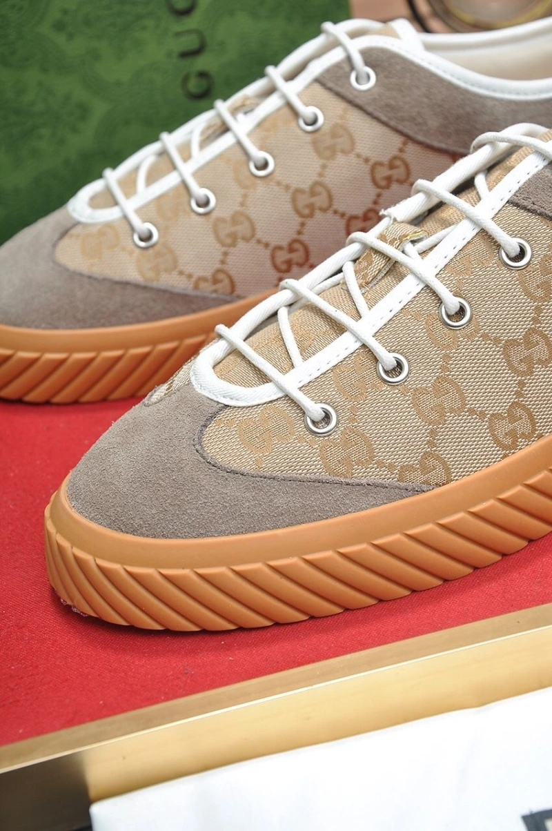HighQuality Gxccx Sneakers 166359