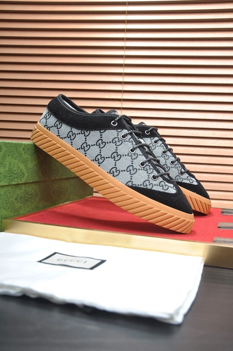 Stylish Gxccx Sneakers 166360