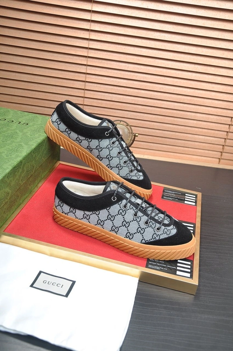 Stylish Gxccx Sneakers 166360