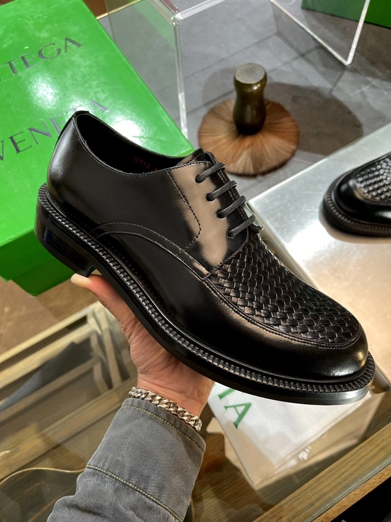 Affordable Bxttxga Vxnxta Leather Shoes 113273