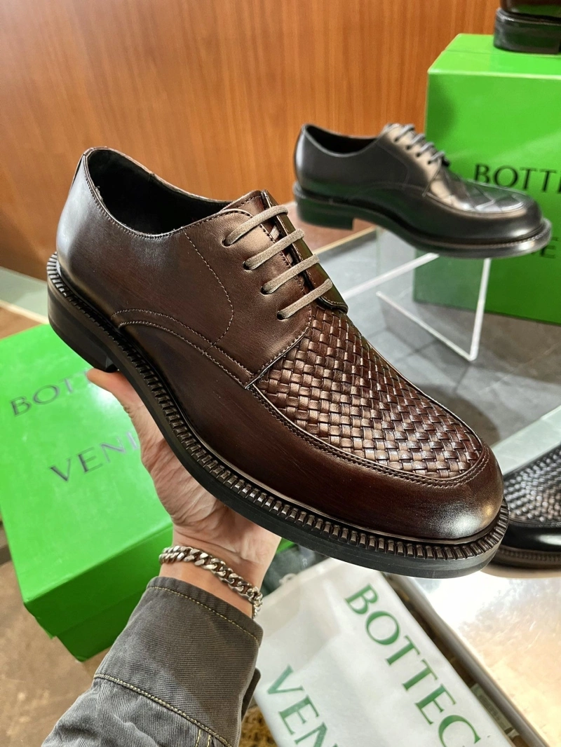 Affordable Bxttxga Vxnxta Leather Shoes 113273