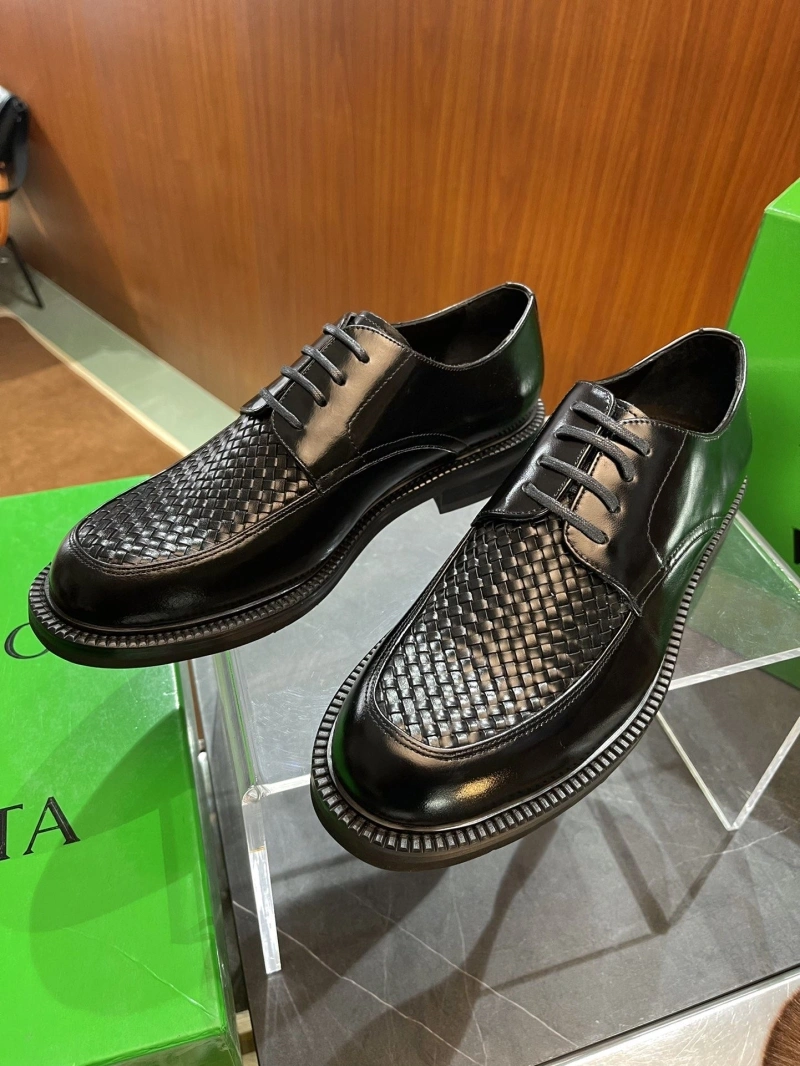 Affordable Bxttxga Vxnxta Leather Shoes 113273