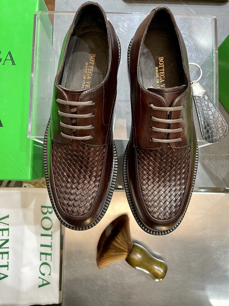 Affordable Bxttxga Vxnxta Leather Shoes 113273