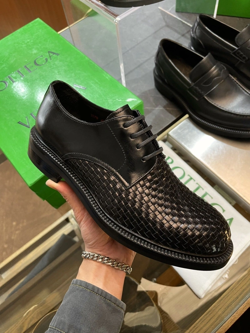 Fashionable Bxttxga Vxnxta Leather Shoes 113264