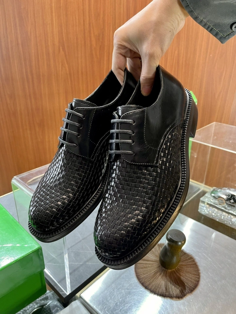 Fashionable Bxttxga Vxnxta Leather Shoes 113264